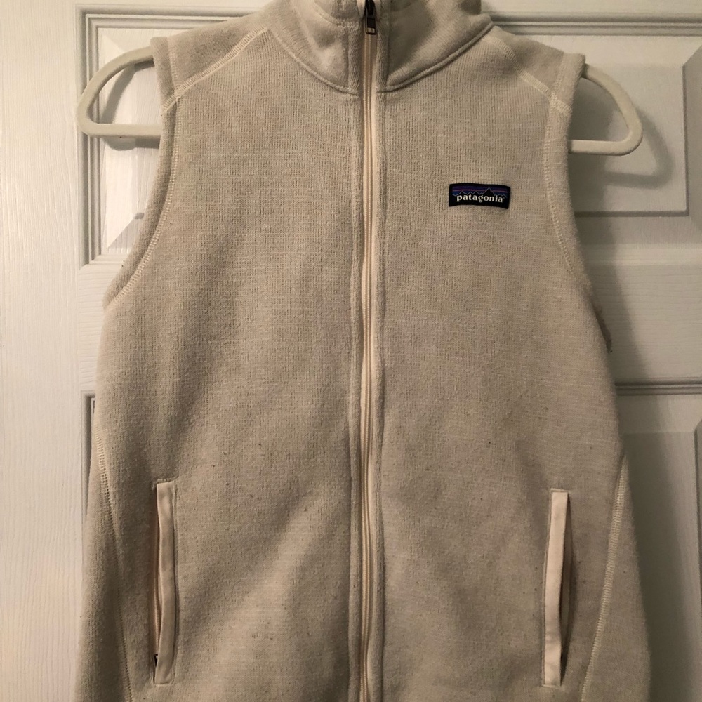 women’s patagonia vest